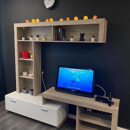 Apartman Mici Ni Exterior foto